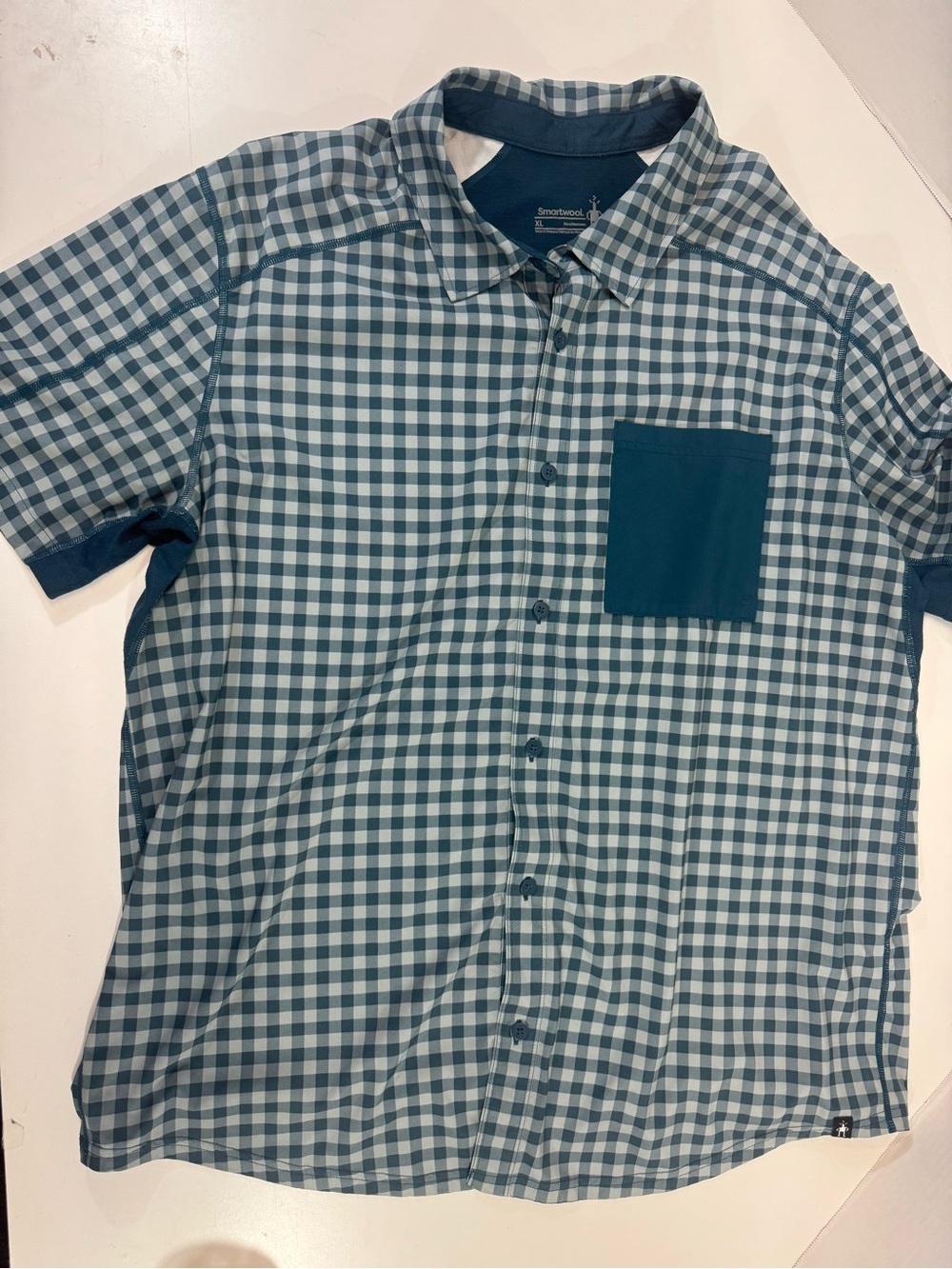 Smartwool Men’s Teal and White Plaid Short-Sleeve Button-Down Shirt performance